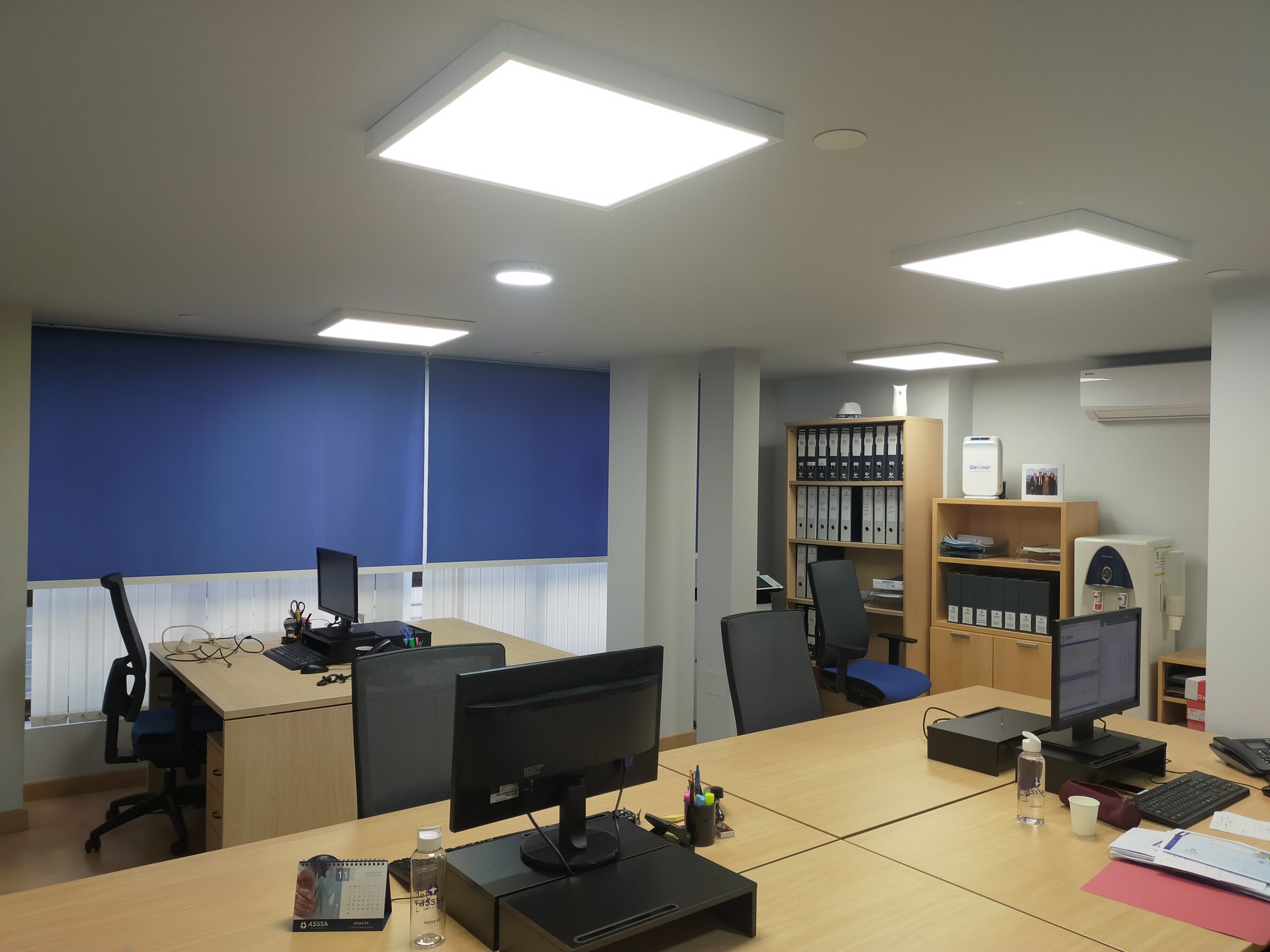 Instalación de iluminación de oficinas - Electricitat Caricano